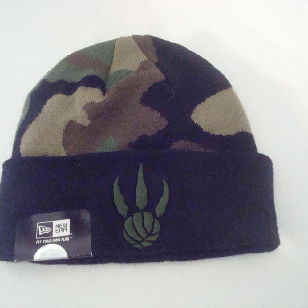 TORONTO RAPTORS CAMO NEW ERA BEANIE KNIT TOBOGGAN SKI HAT CAP VINTAGE 00S Y2K W1